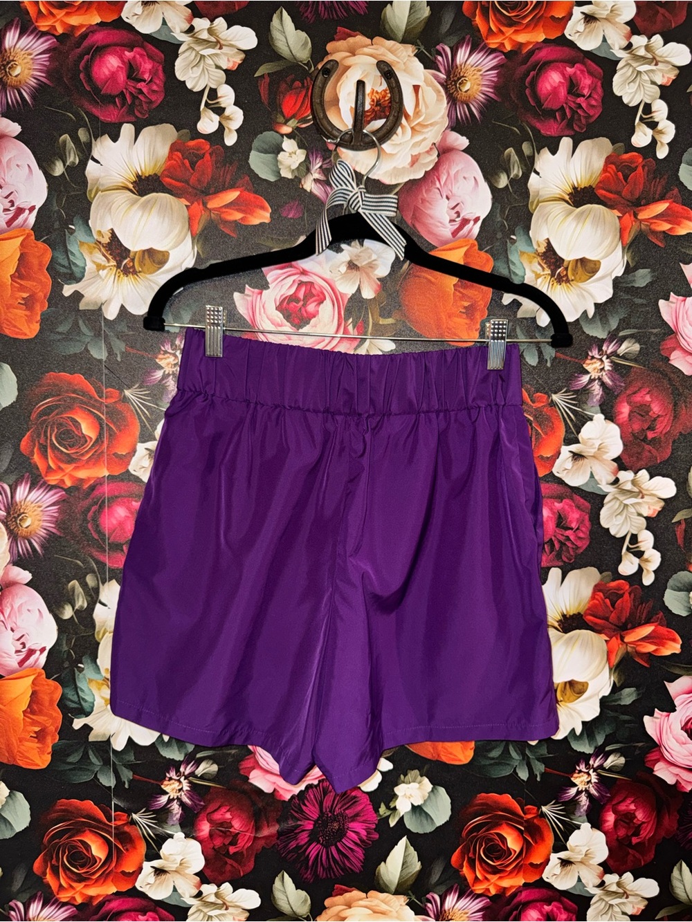 Express Women's Purple Stylist Pull-On Elastic-Waist Shorts, Small, NWOT